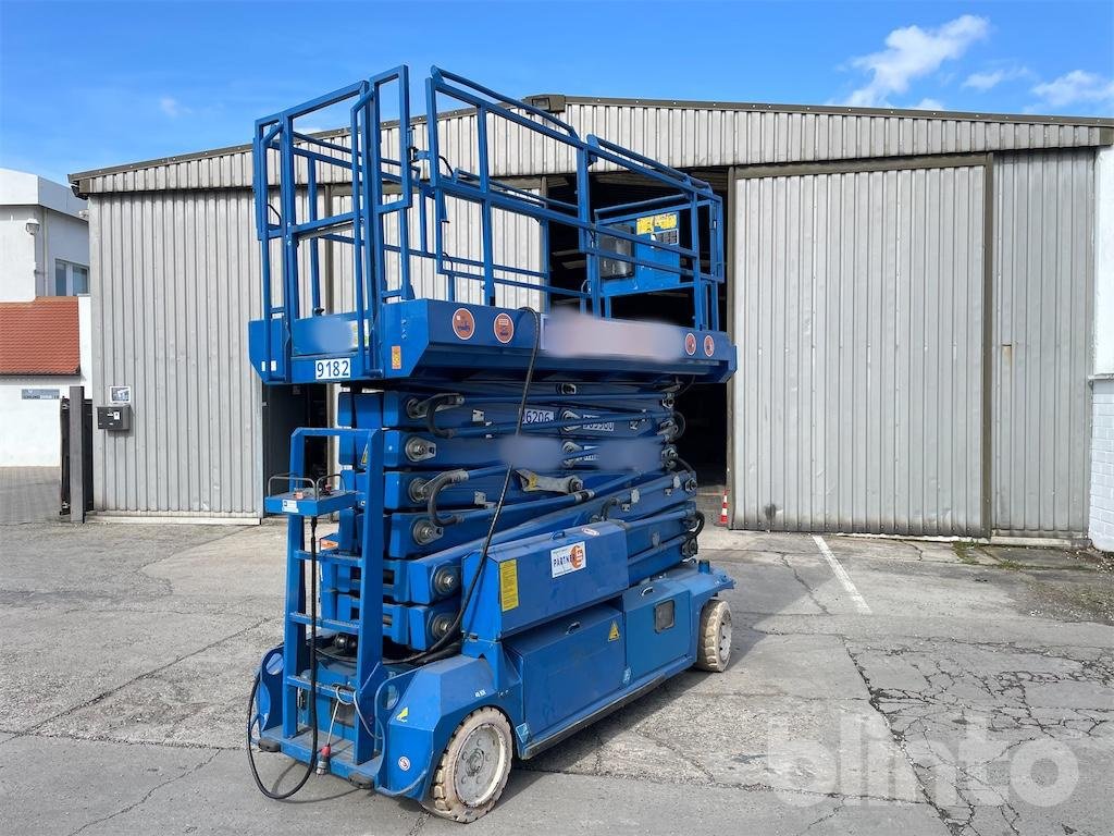 Scherenarbeitsbühne del tipo PB Lifttechnik S171-12E, Gebrauchtmaschine en Düsseldorf (Imagen 1)