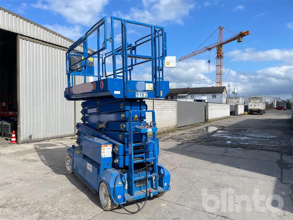 Scherenarbeitsbühne del tipo PB Lifttechnik S171-12E, Gebrauchtmaschine en Düsseldorf (Imagen 2)