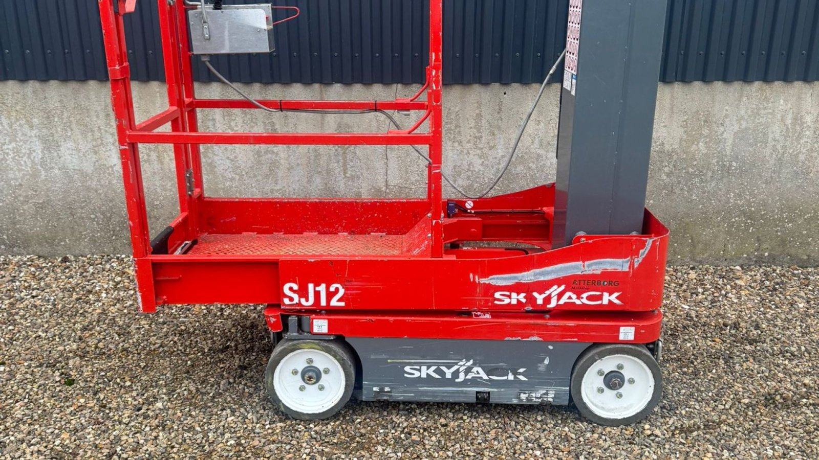 Scherenarbeitsbühne типа Skyjack SJ12, Gebrauchtmaschine в Nykøbing Mors (Фотография 2)
