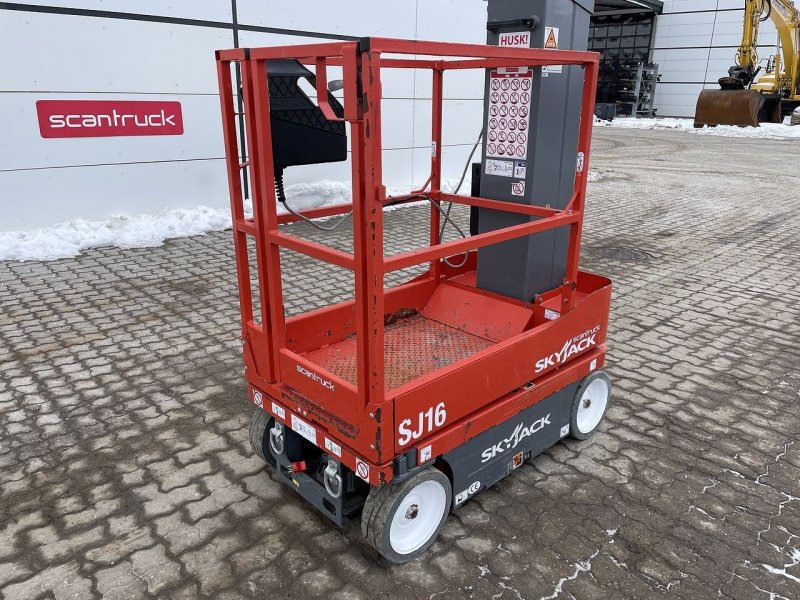 Scherenarbeitsbühne от тип Skyjack SJ16, Gebrauchtmaschine в Skive (Снимка 1)