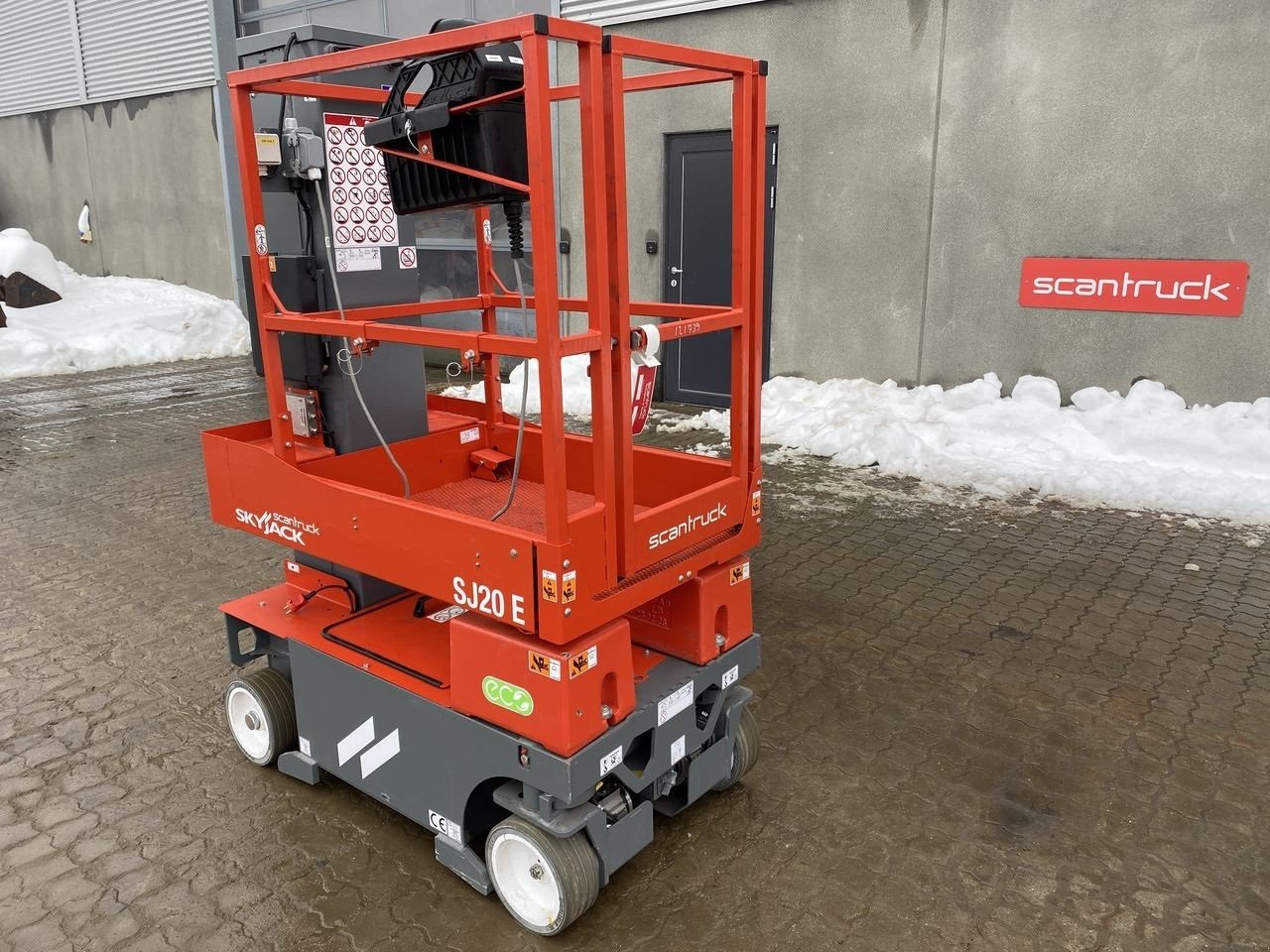 Scherenarbeitsbühne του τύπου Skyjack SJ20E, Gebrauchtmaschine σε Skive (Φωτογραφία 2)