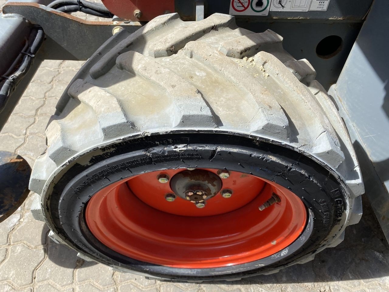 Scherenarbeitsbühne типа Skyjack SJ6832 RT, Gebrauchtmaschine в Skive (Фотография 8)