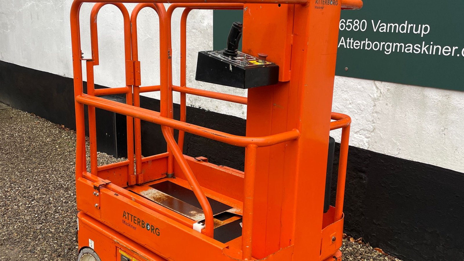 Scherenarbeitsbühne del tipo Snorkel TM12 Mastlift, Gebrauchtmaschine en Nykøbing Mors (Imagen 3)