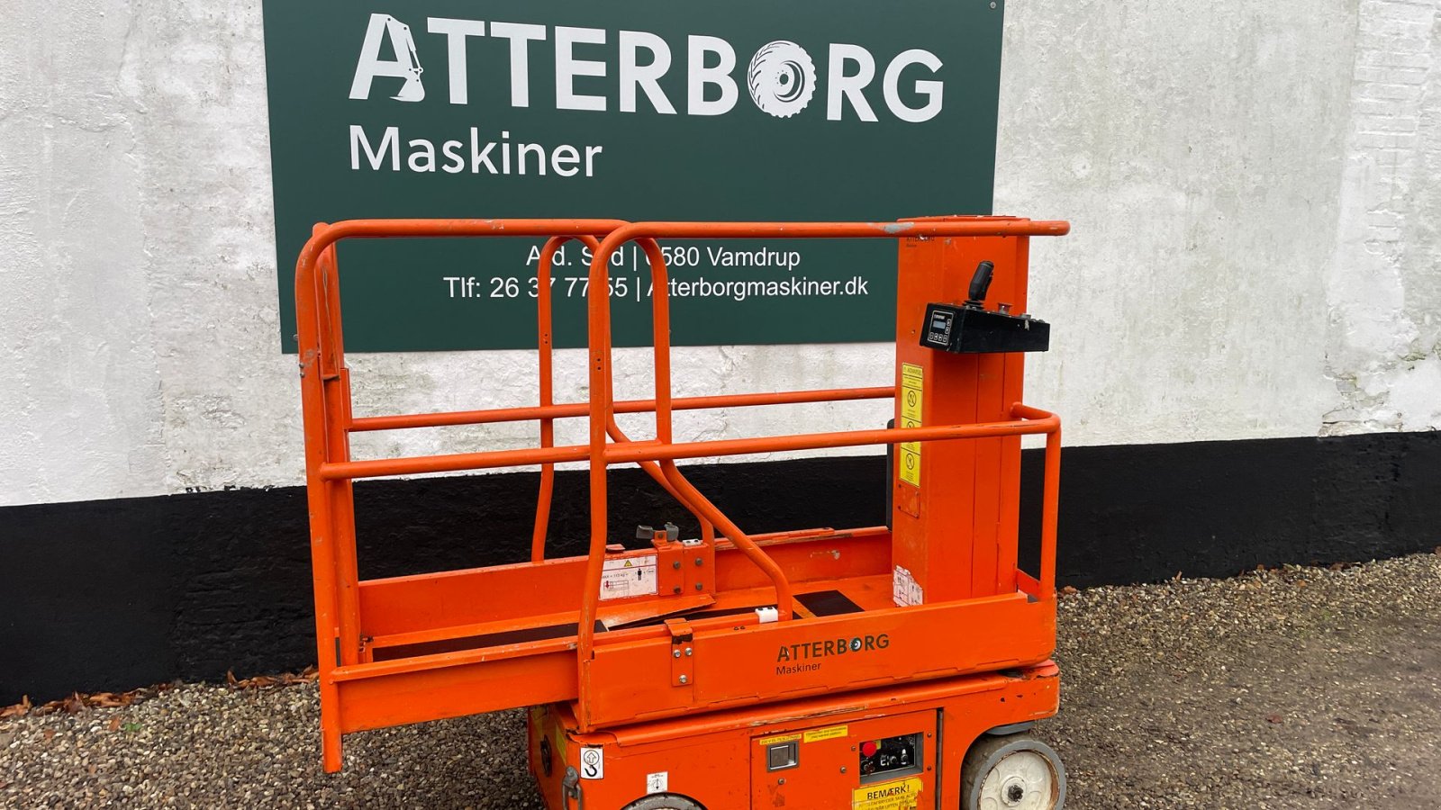 Scherenarbeitsbühne del tipo Snorkel TM12 Mastlift, Gebrauchtmaschine en Nykøbing Mors (Imagen 4)