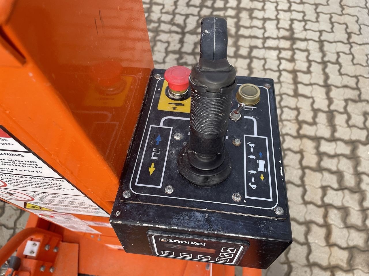 Scherenarbeitsbühne του τύπου Snorkel TM12, Gebrauchtmaschine σε Skive (Φωτογραφία 3)
