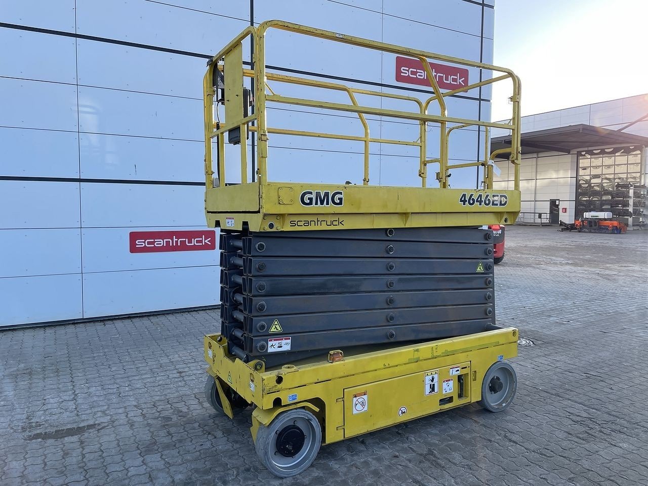 Scherenarbeitsbühne tipa Sonstige 4646-ED, Gebrauchtmaschine u Skive (Slika 1)