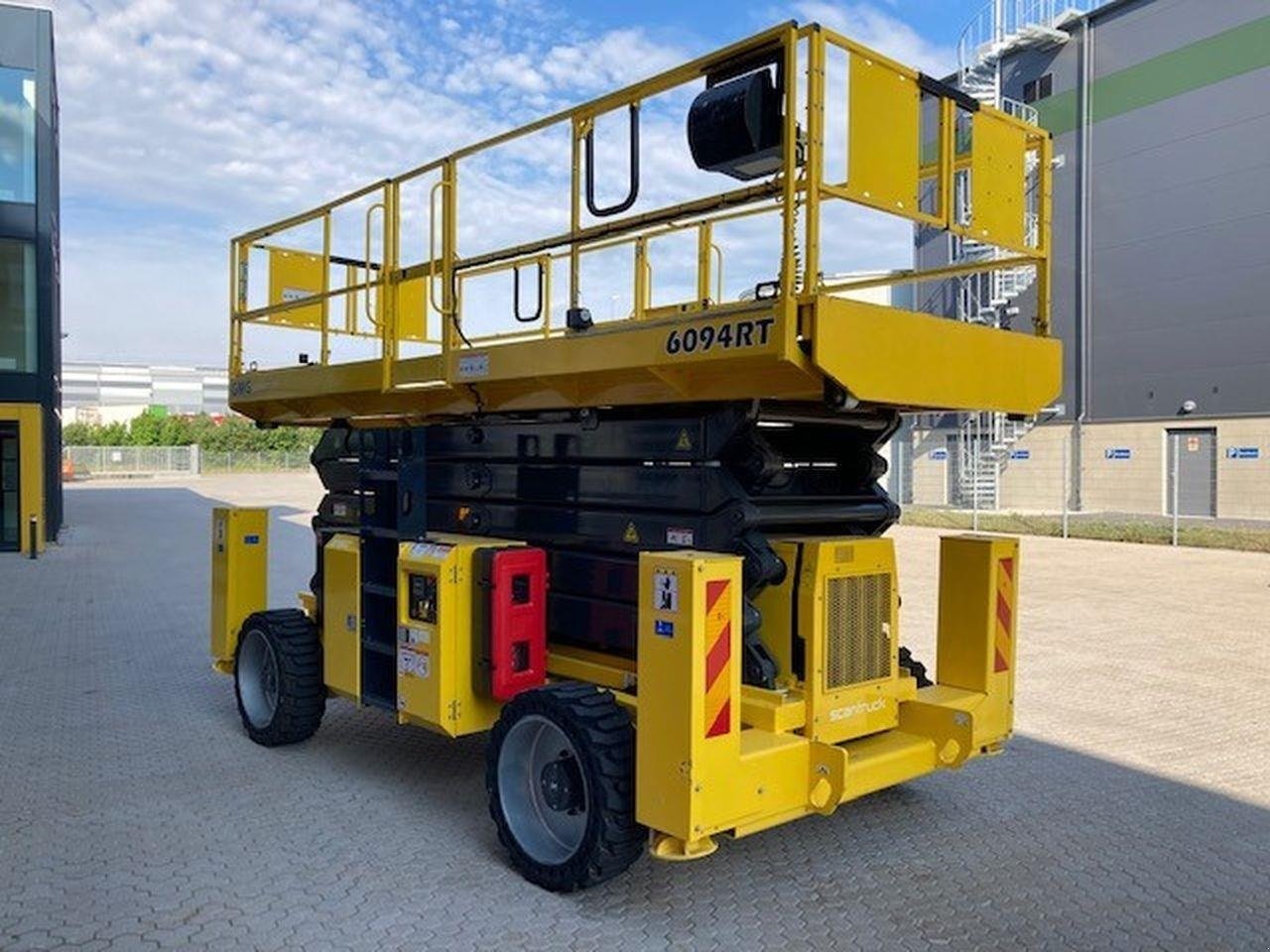 Scherenarbeitsbühne typu Sonstige 6094-RT, Gebrauchtmaschine v Skive (Obrázek 4)