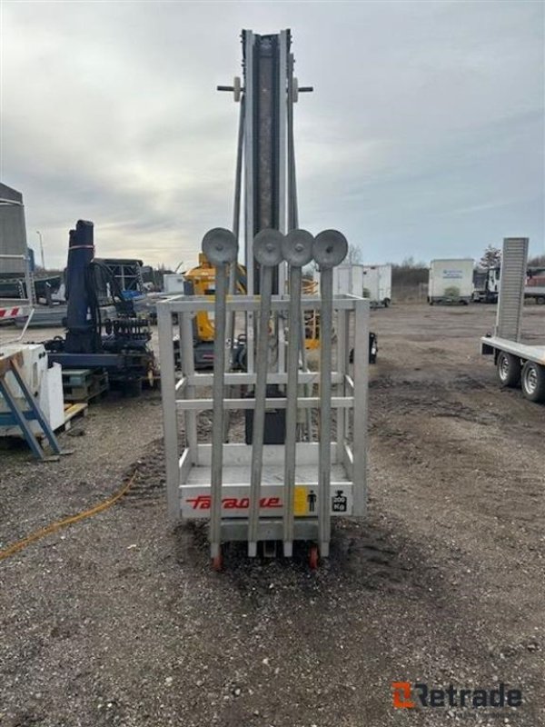 Scherenarbeitsbühne του τύπου Sonstige Faraone PK14000E Søjle lift, Gebrauchtmaschine σε Rødovre (Φωτογραφία 5)