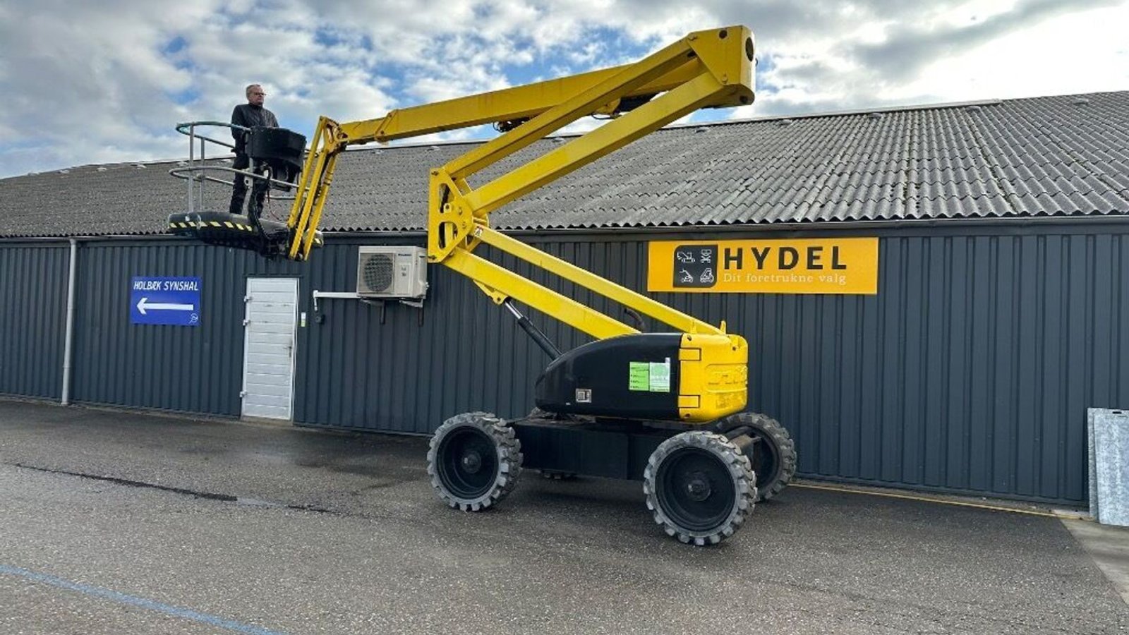 Scherenarbeitsbühne типа Sonstige HR17D 17 meter knæk arms bom lift med jip arm, drift diesel, træk 4x4, Gebrauchtmaschine в Rødovre (Фотография 3)
