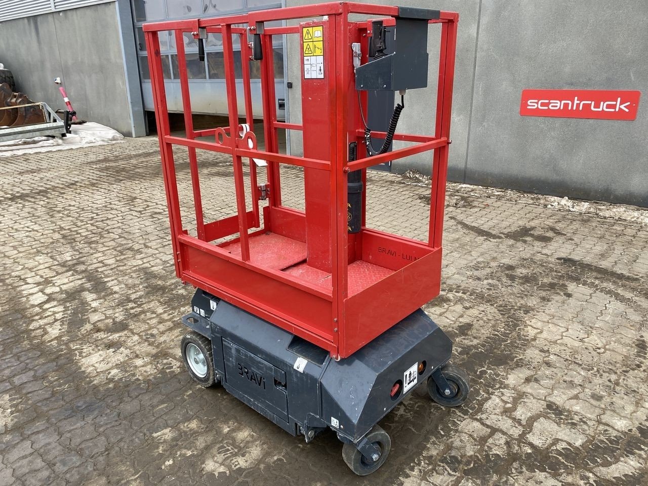 Scherenarbeitsbühne of the type Sonstige Leonardo HD, Gebrauchtmaschine in Skive (Picture 2)