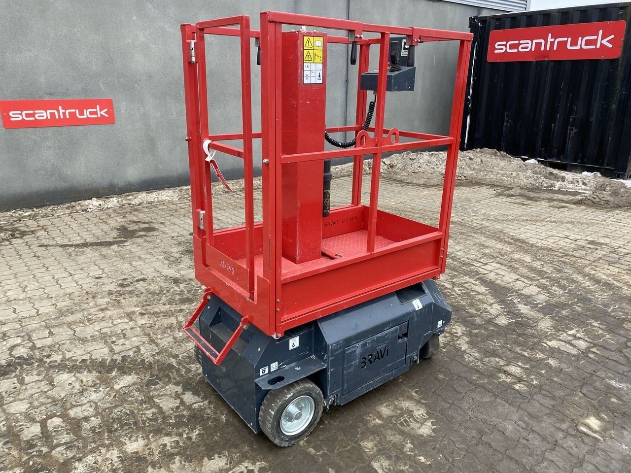 Scherenarbeitsbühne of the type Sonstige Leonardo HD, Gebrauchtmaschine in Skive (Picture 1)