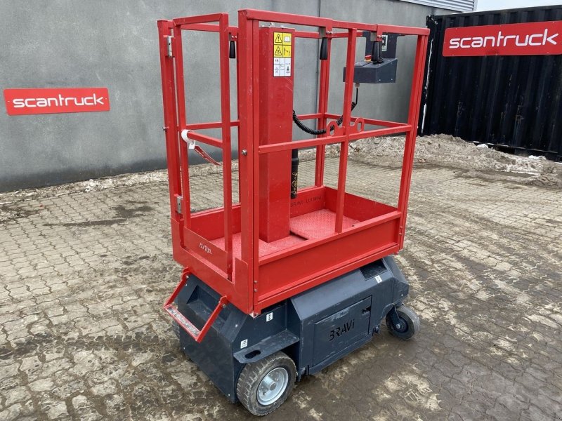 Scherenarbeitsbühne от тип Sonstige Leonardo HD, Gebrauchtmaschine в Skive