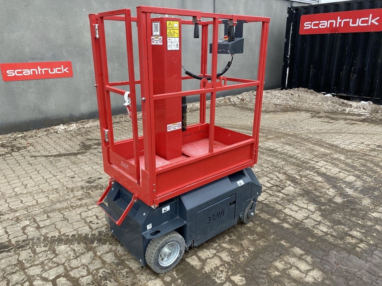 Scherenarbeitsbühne Türe ait Sonstige Leonardo HD, Gebrauchtmaschine içinde Skive (resim 1)