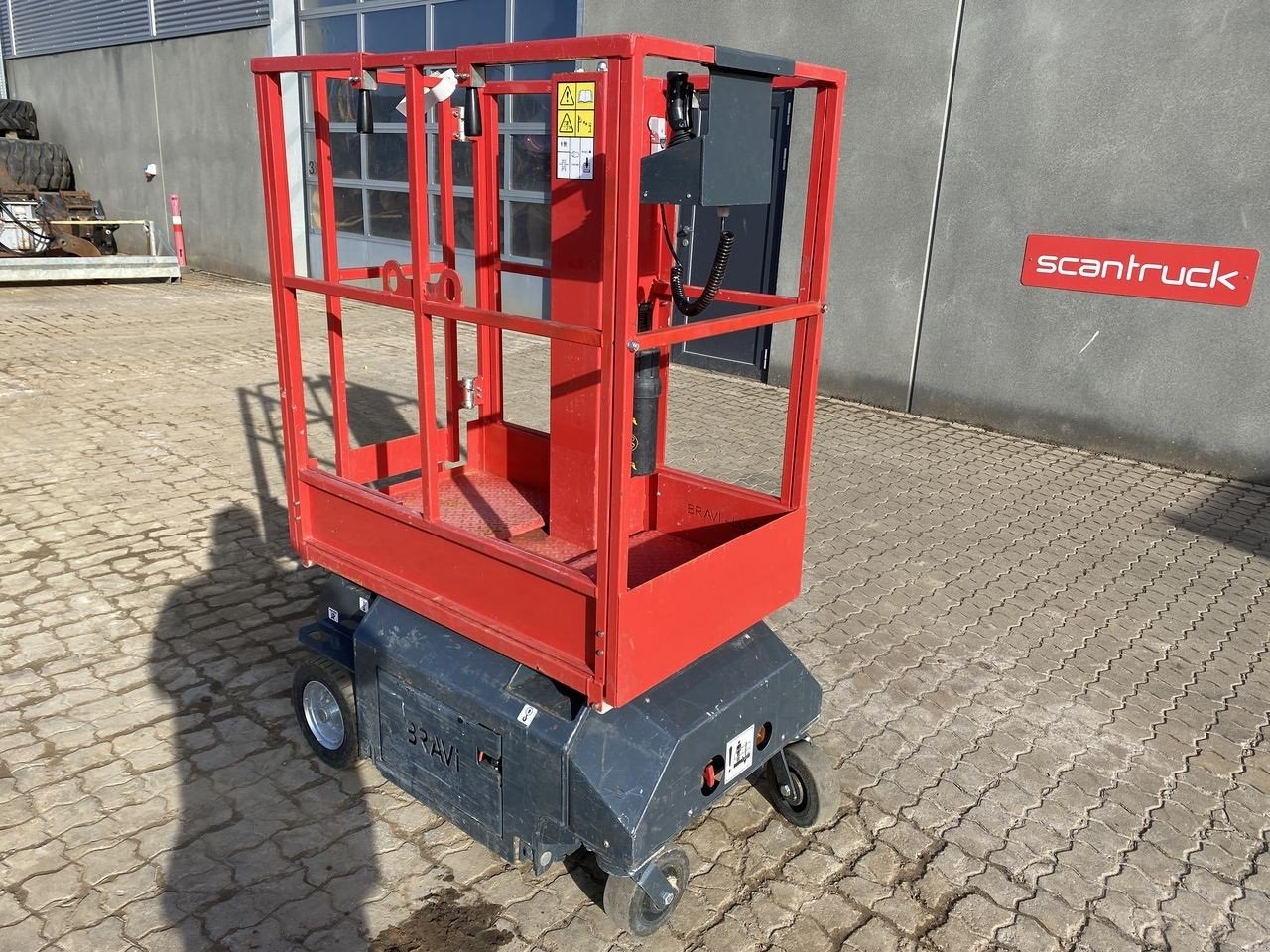 Scherenarbeitsbühne del tipo Sonstige Leonardo HD, Gebrauchtmaschine en Skive (Imagen 2)