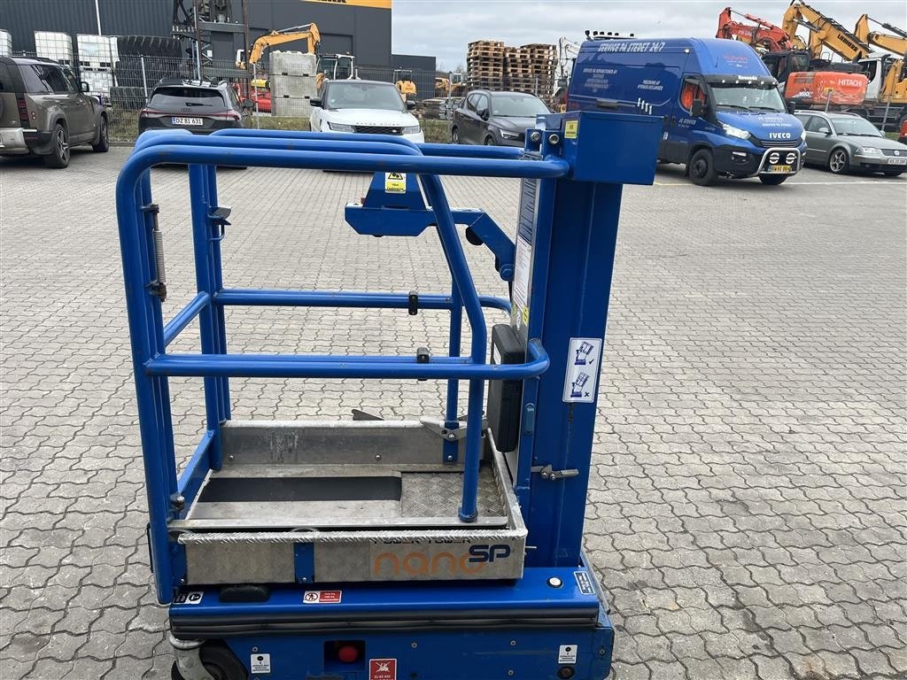 Scherenarbeitsbühne типа Sonstige Nono SP Power Tower Søjle lift, Gebrauchtmaschine в Rønnede (Фотография 4)