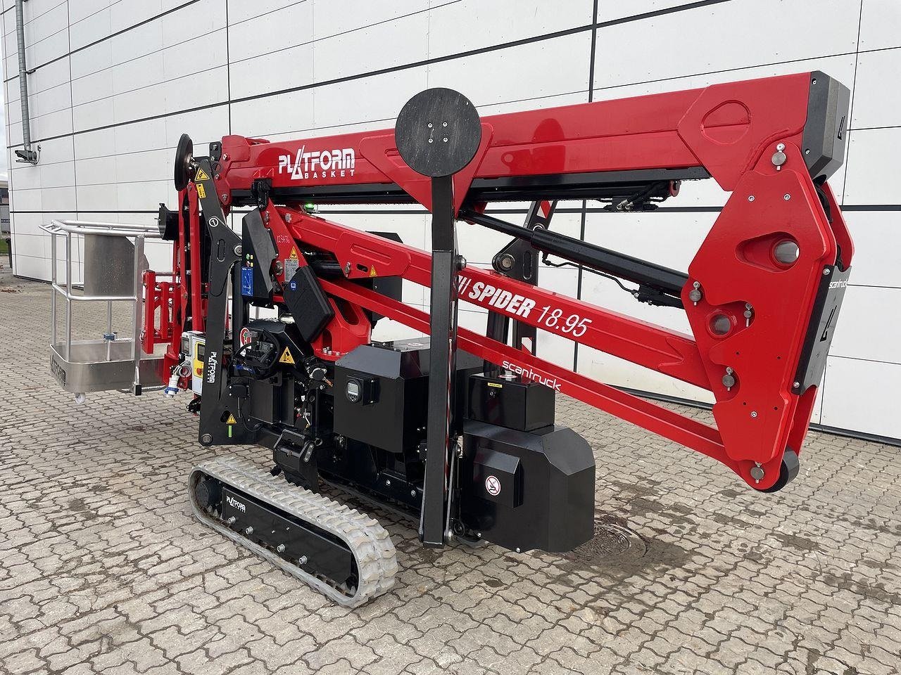 Scherenarbeitsbühne des Typs Sonstige SPIDER 18.95 E-LI, Gebrauchtmaschine in Skive (Bild 2)