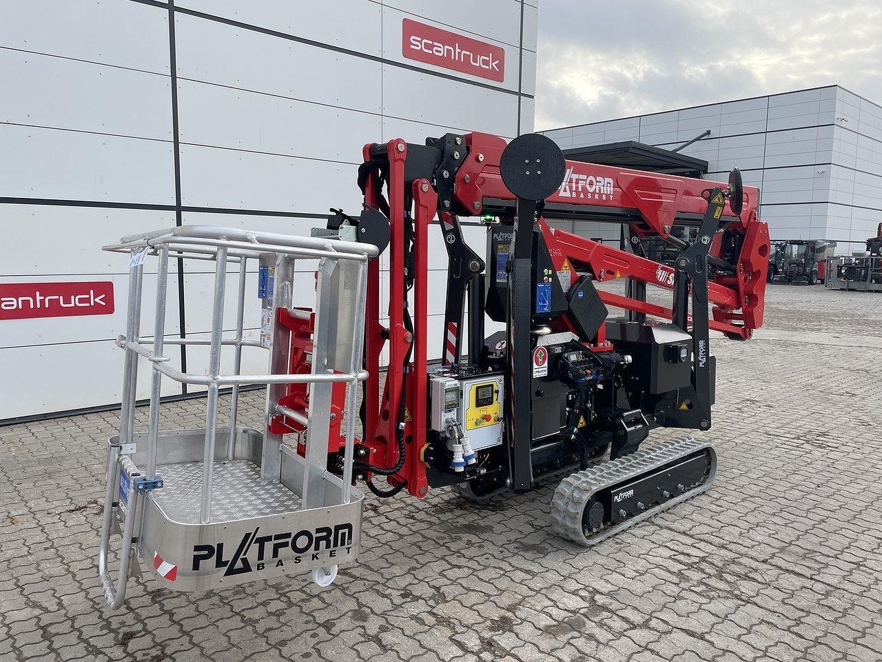 Scherenarbeitsbühne des Typs Sonstige SPIDER 18.95 E-LI, Gebrauchtmaschine in Skive (Bild 1)