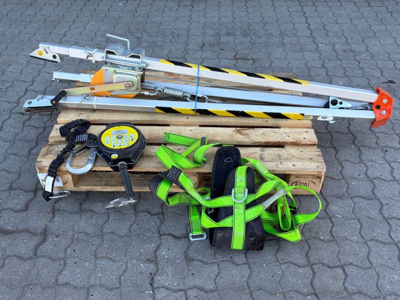 Scherenarbeitsbühne типа Sonstige TM-9, Gebrauchtmaschine в Rønnede