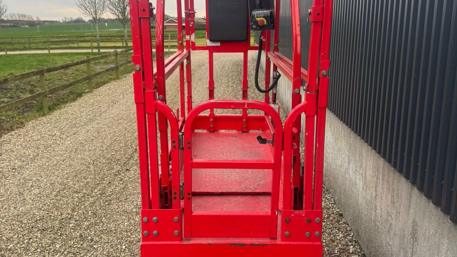 Scherenarbeitsbühne типа Sonstige XE80N Saxlift, Gebrauchtmaschine в Nykøbing Mors (Фотография 3)