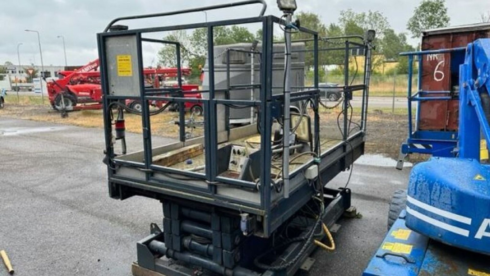 Scherenarbeitsbühne типа Upright Sax Platform 10 meter, Gebrauchtmaschine в Rødovre (Фотография 2)