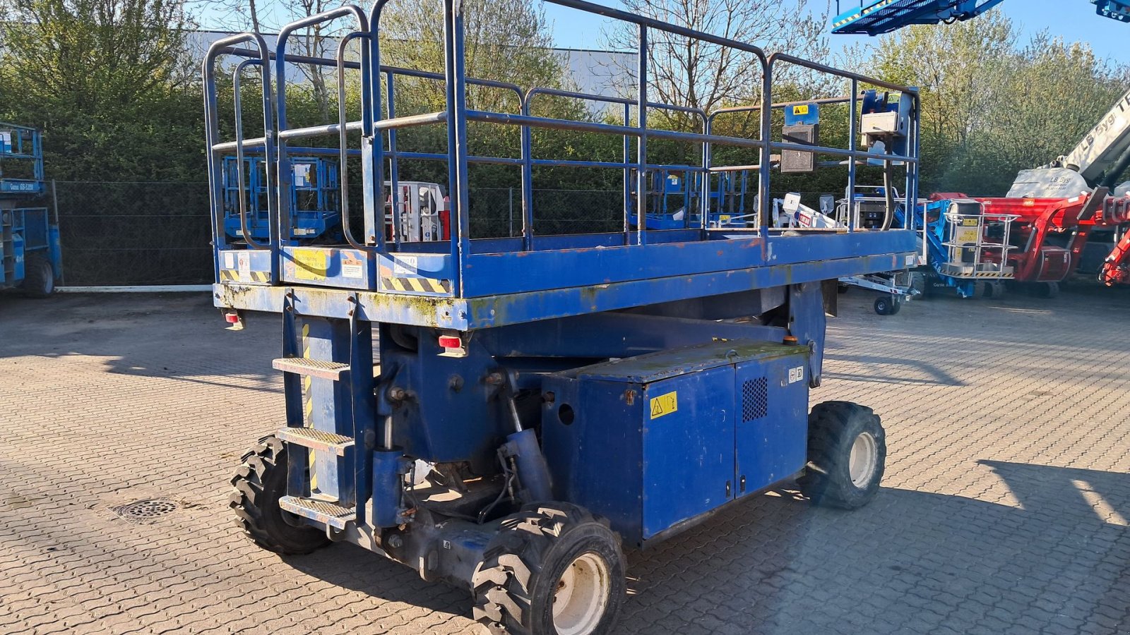 Scherenarbeitsbühne du type Upright SL 30, Gebrauchtmaschine en Rødovre (Photo 1)