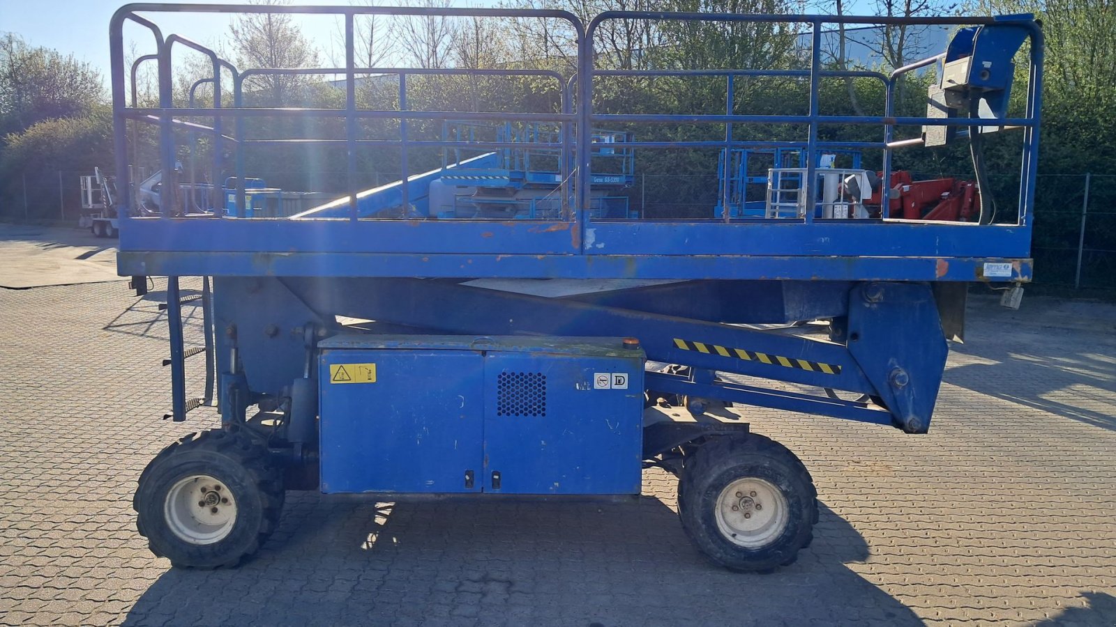 Scherenarbeitsbühne du type Upright SL 30, Gebrauchtmaschine en Rødovre (Photo 5)