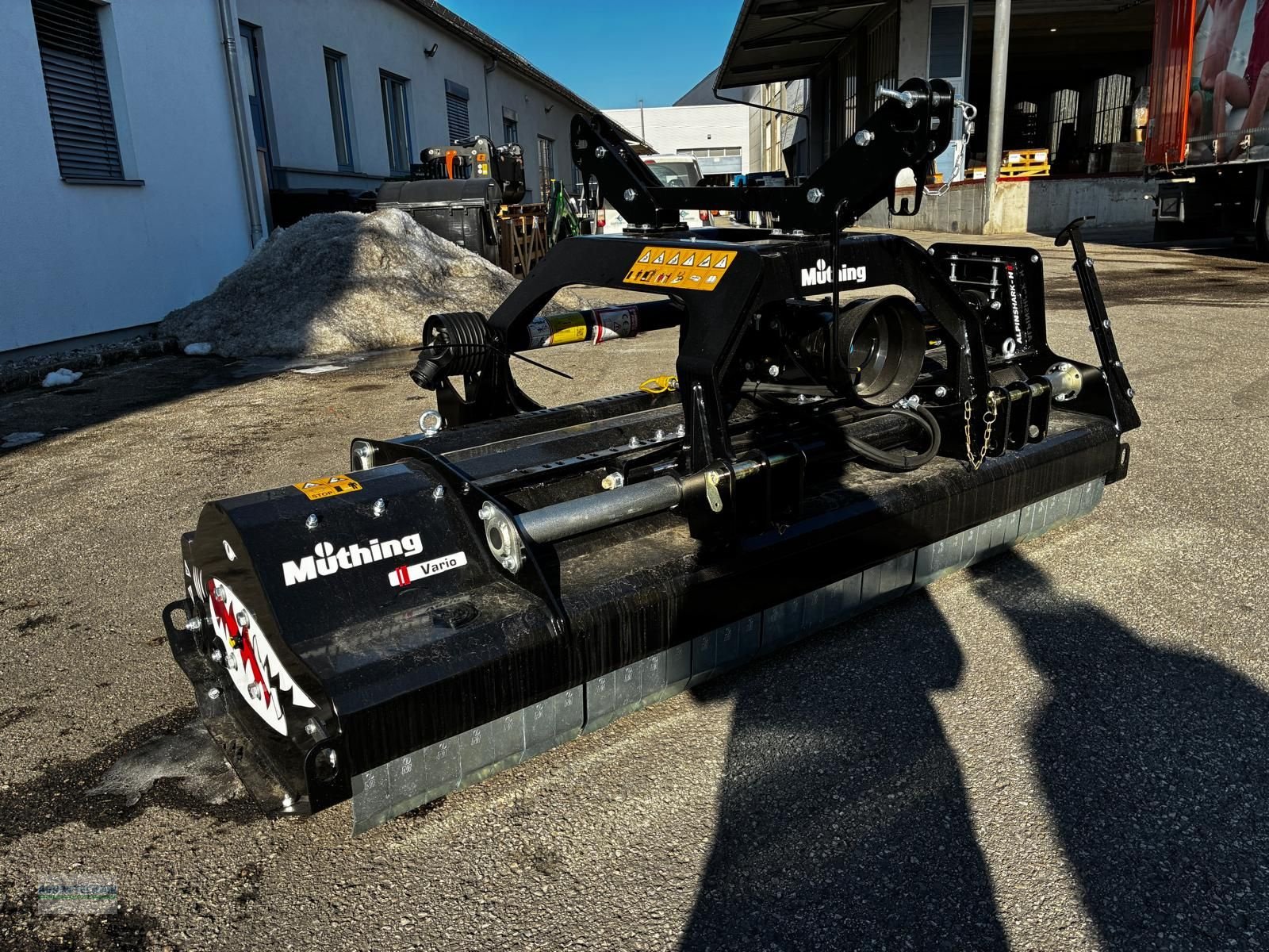 Schlegelmäher des Typs Müthing MU-AS220, Neumaschine in Pettenbach (Bild 6)