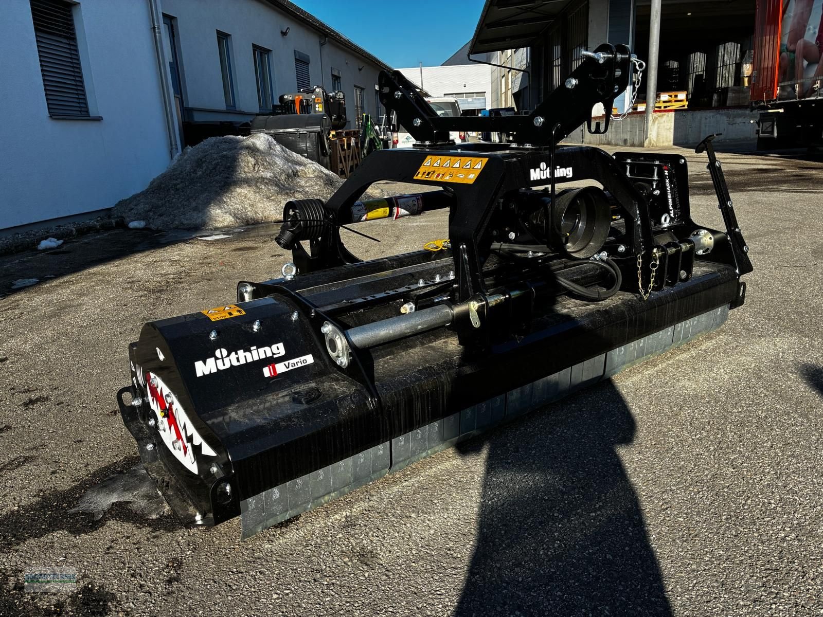 Schlegelmäher des Typs Müthing MU-AS220, Neumaschine in Pettenbach (Bild 5)