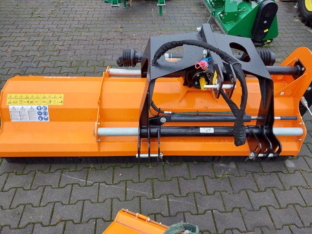 Schlegelmäher typu SaMASZ GRINO 220, Neumaschine v Mrągowo (Obrázek 2)