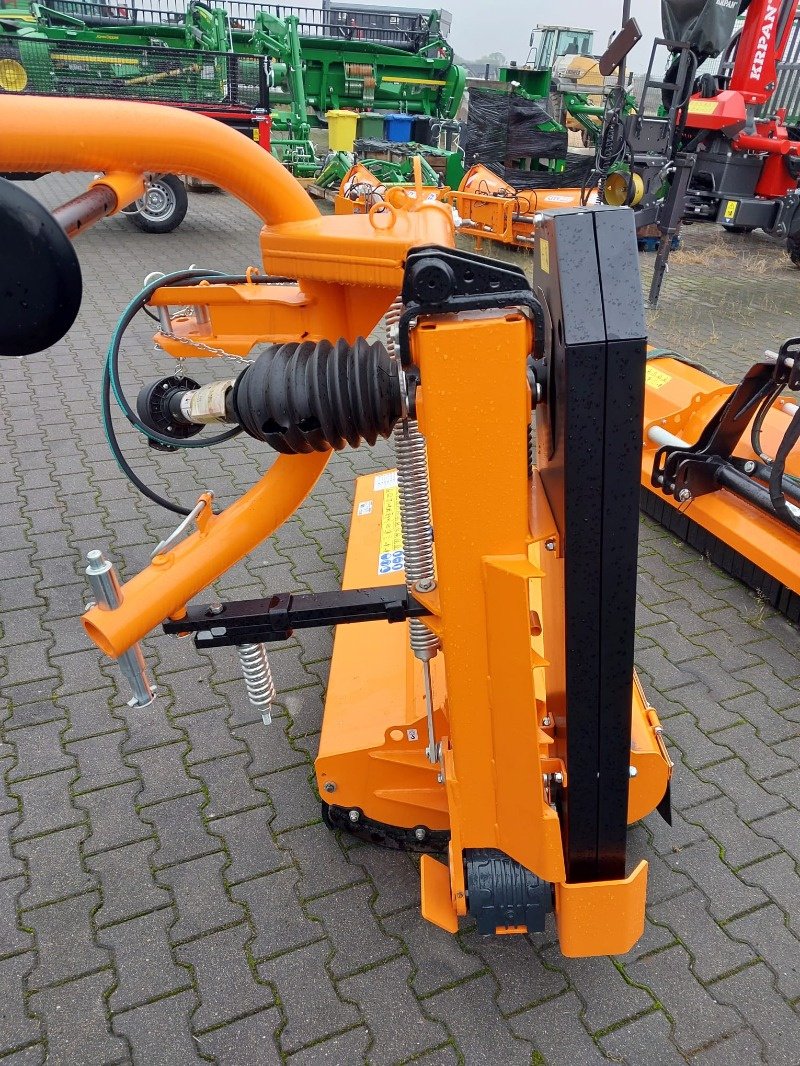 Schlegelmäher typu SaMASZ KBR140L, Neumaschine v Mrągowo (Obrázek 3)