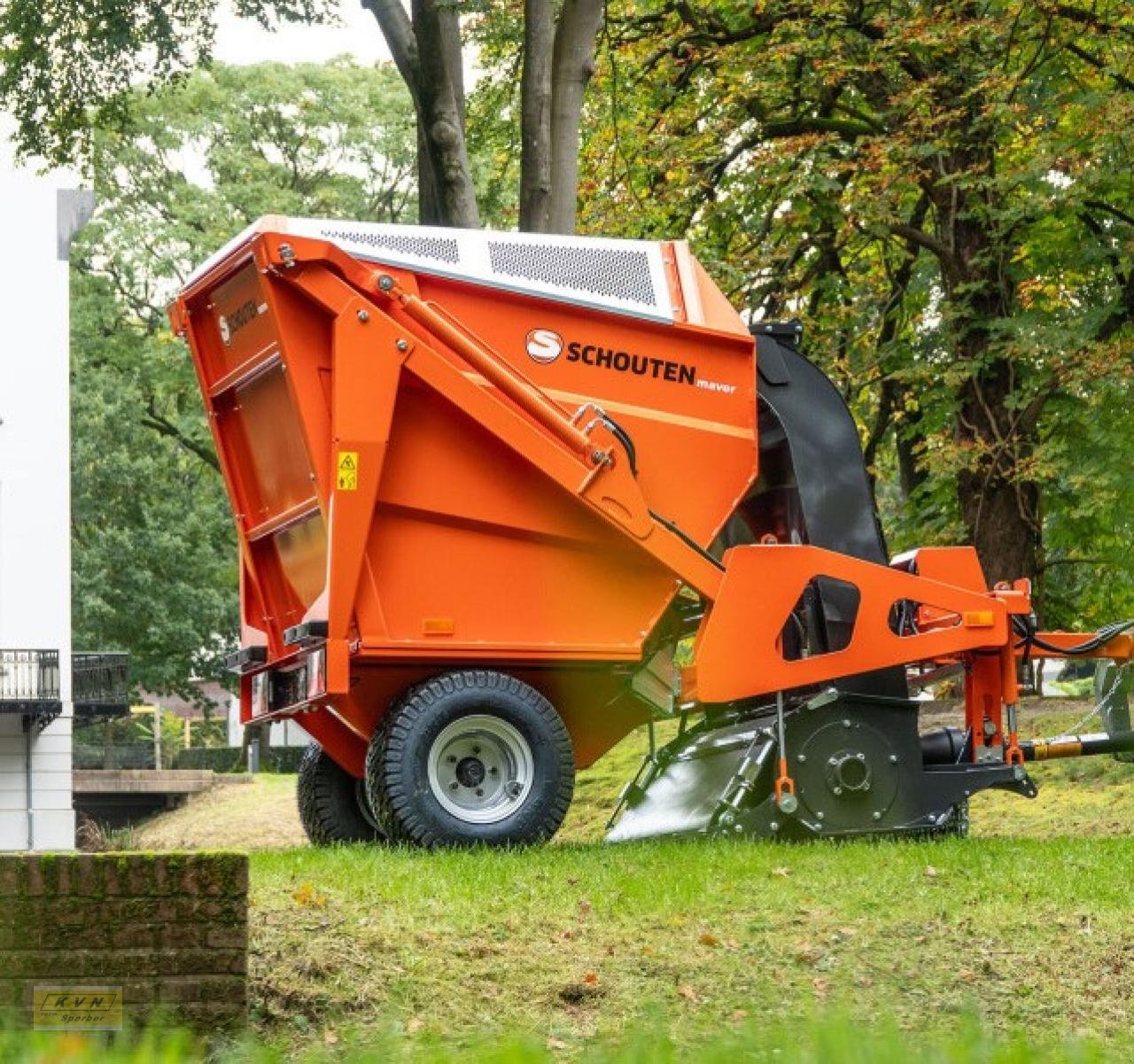 Schlegelmäher des Typs Schouten Maver M1302, Neumaschine in Fürth (Bild 1)