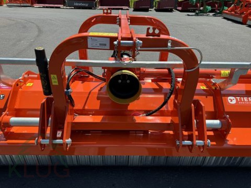 Schlegelmäher of the type Tierre Pantera PRO Revers 280, Neumaschine in Pirching am Traubenberg (Picture 31)