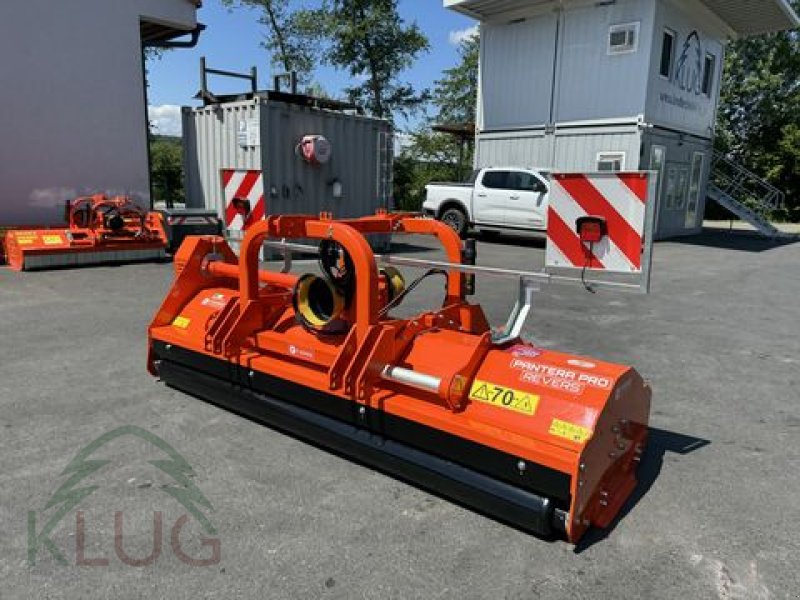 Schlegelmäher of the type Tierre Pantera PRO Revers 280, Neumaschine in Pirching am Traubenberg (Picture 8)