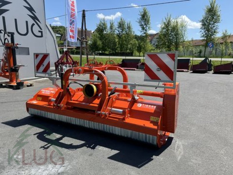 Schlegelmäher of the type Tierre Pantera PRO Revers 280, Neumaschine in Pirching am Traubenberg (Picture 18)