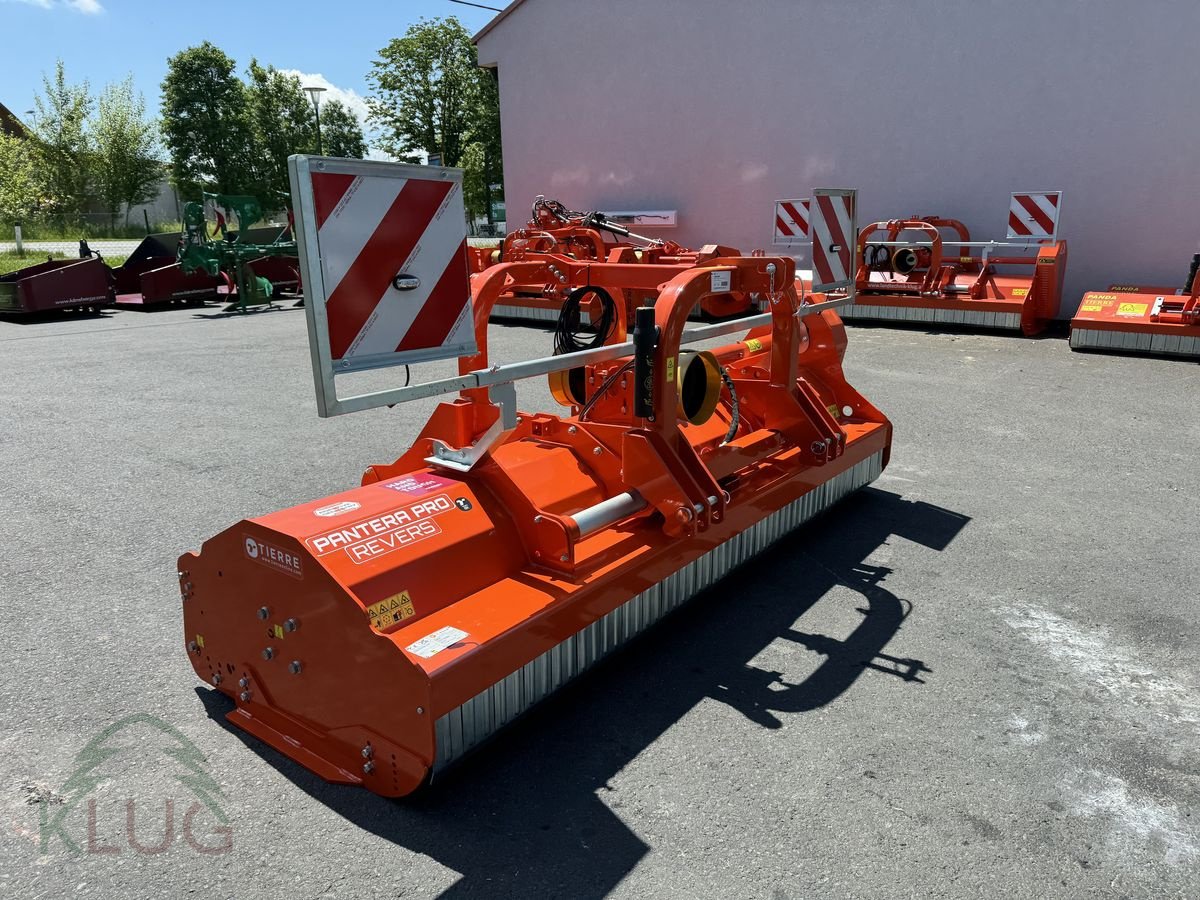 Schlegelmäher of the type Tierre Pantera PRO Revers 280, Neumaschine in Pirching am Traubenberg (Picture 3)