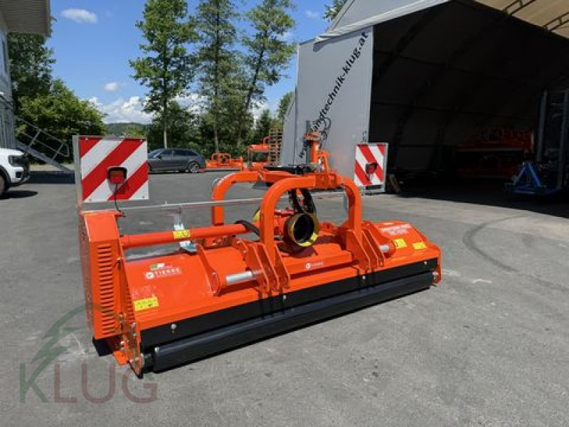 Schlegelmäher of the type Tierre Pantera PRO Revers 280, Neumaschine in Pirching am Traubenberg (Picture 12)