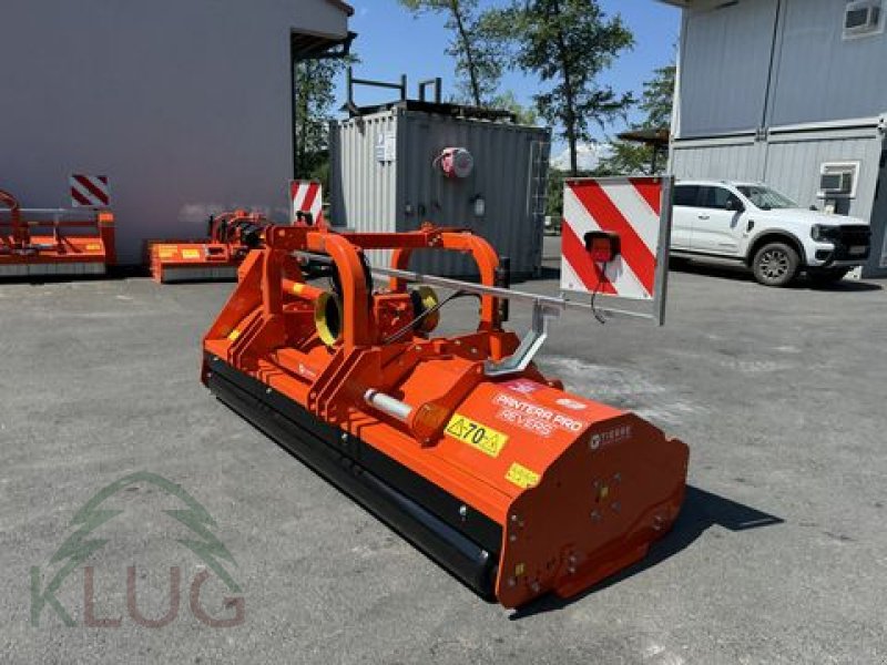 Schlegelmäher of the type Tierre Pantera PRO Revers 280, Neumaschine in Pirching am Traubenberg (Picture 7)