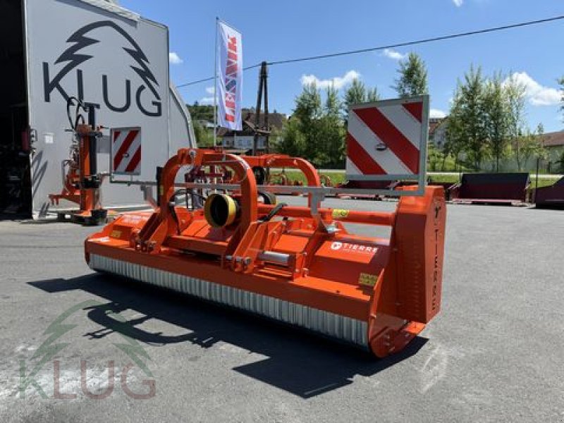 Schlegelmäher of the type Tierre Pantera PRO Revers 280, Neumaschine in Pirching am Traubenberg (Picture 17)