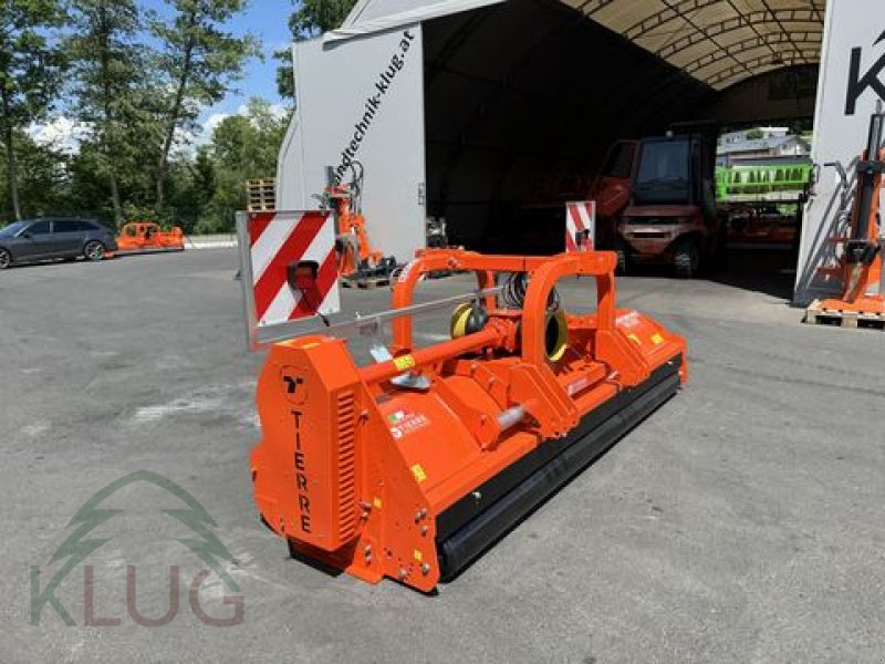 Schlegelmäher des Typs Tierre Pantera PRO Revers 300, Neumaschine in Pirching am Traubenberg (Bild 18)