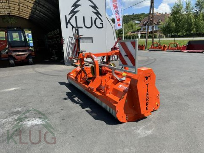 Schlegelmäher des Typs Tierre Pantera PRO Revers 300, Neumaschine in Pirching am Traubenberg (Bild 22)