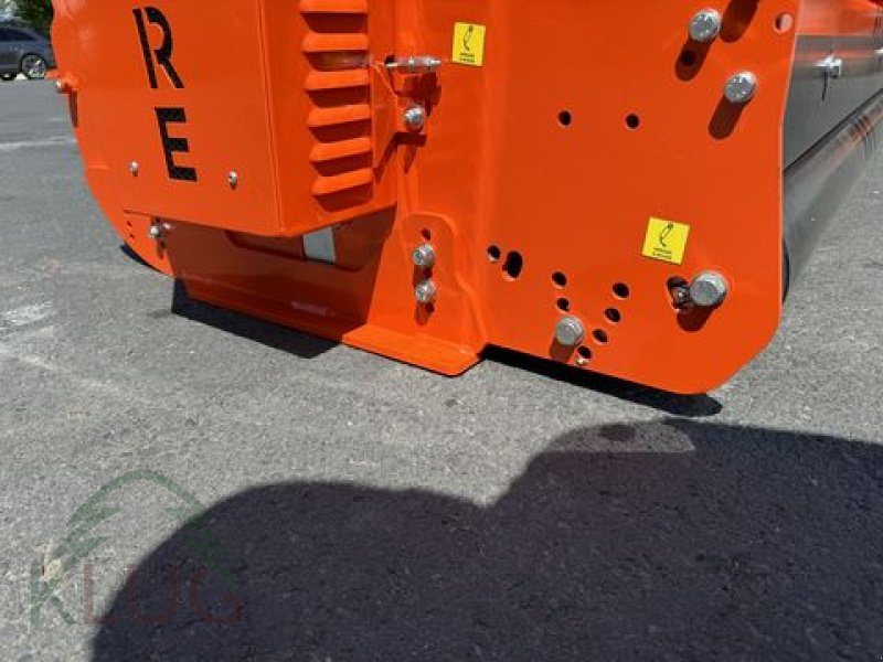 Schlegelmäher des Typs Tierre Pantera PRO Revers 300, Neumaschine in Pirching am Traubenberg (Bild 31)