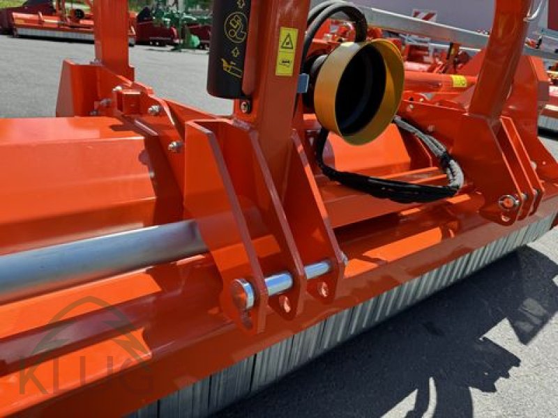 Schlegelmäher des Typs Tierre Pantera PRO Revers 300, Neumaschine in Pirching am Traubenberg (Bild 25)