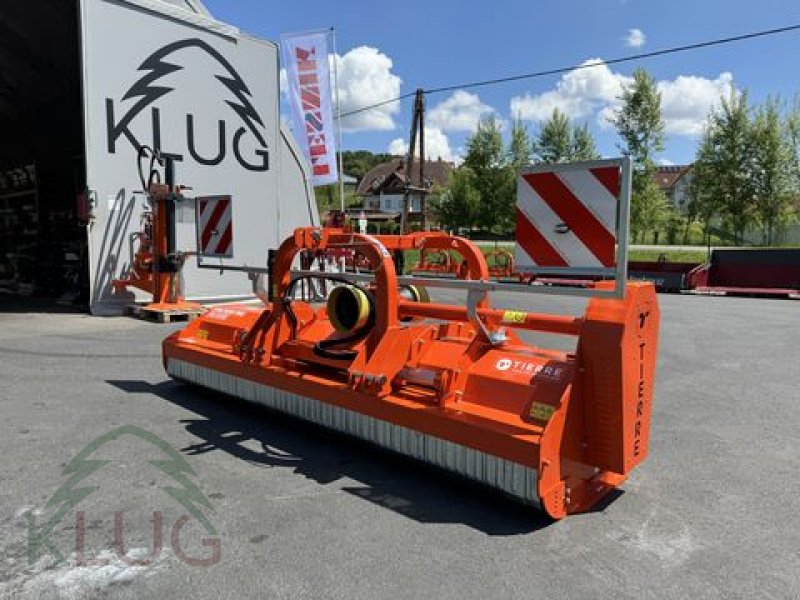 Schlegelmäher des Typs Tierre Pantera PRO Revers 300, Neumaschine in Pirching am Traubenberg (Bild 23)