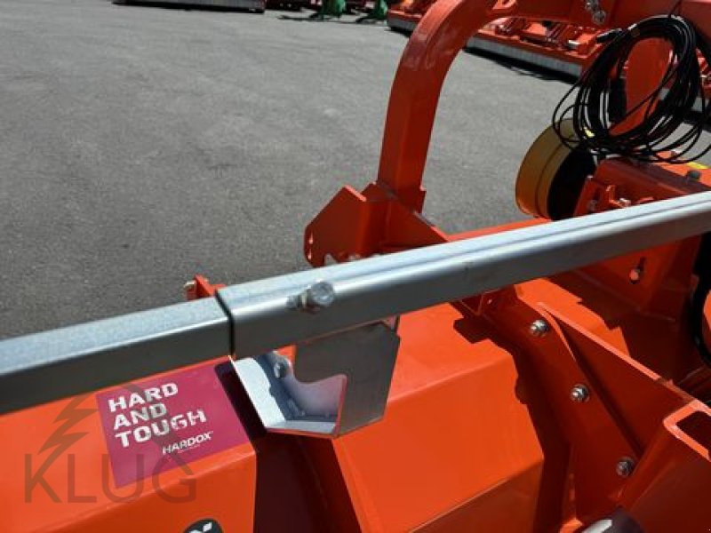 Schlegelmäher des Typs Tierre Pantera PRO Revers 300, Neumaschine in Pirching am Traubenberg (Bild 27)