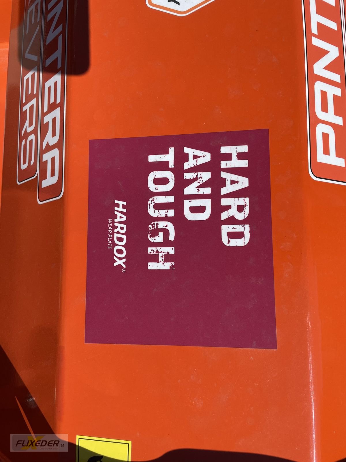 Schlegelmäher of the type Tierre Pantera Revers 300, Neumaschine in Pattigham (Picture 6)