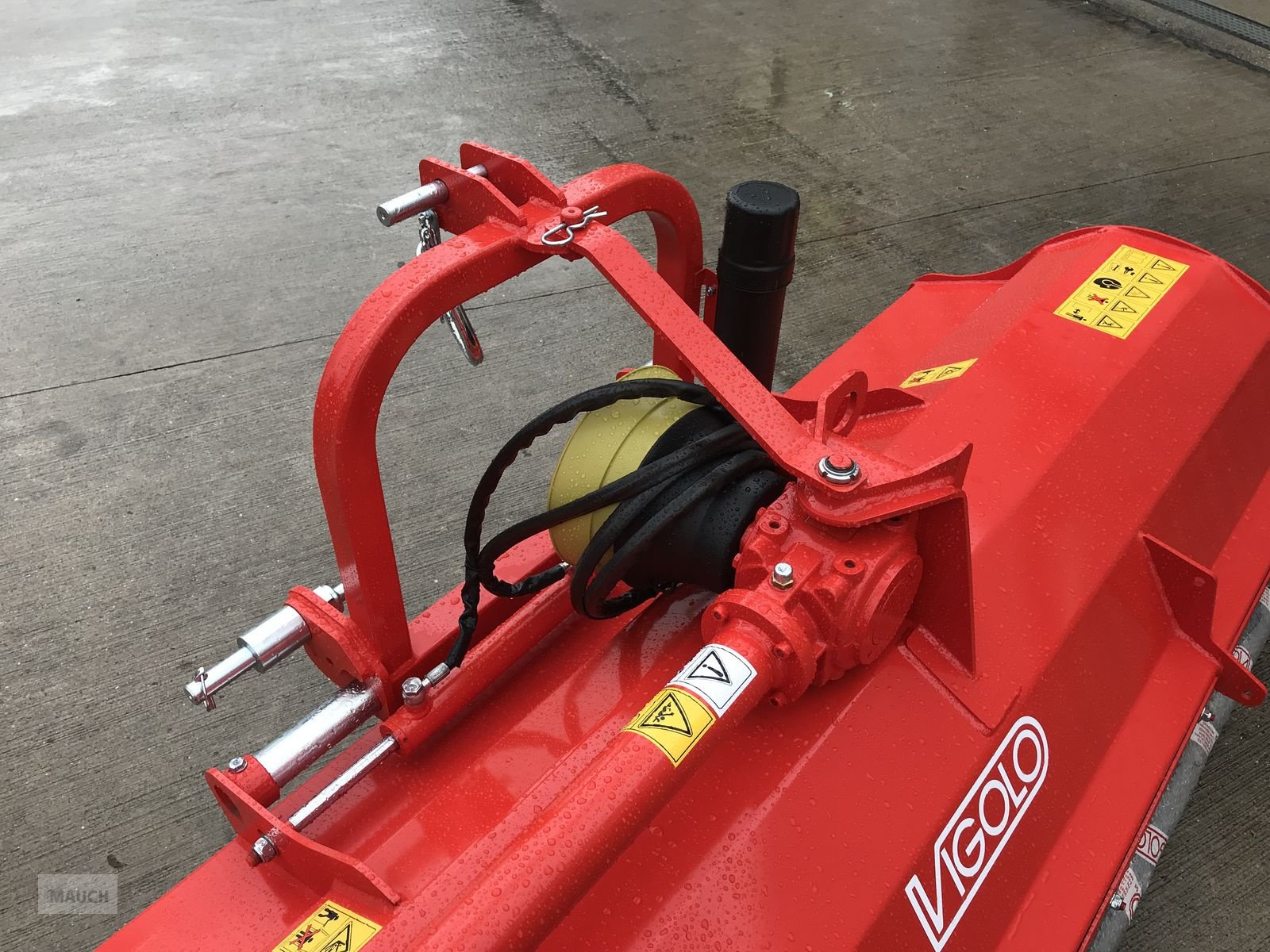 Schlegelmäher of the type Vigolo TK2 220, Neumaschine in Burgkirchen (Picture 8)