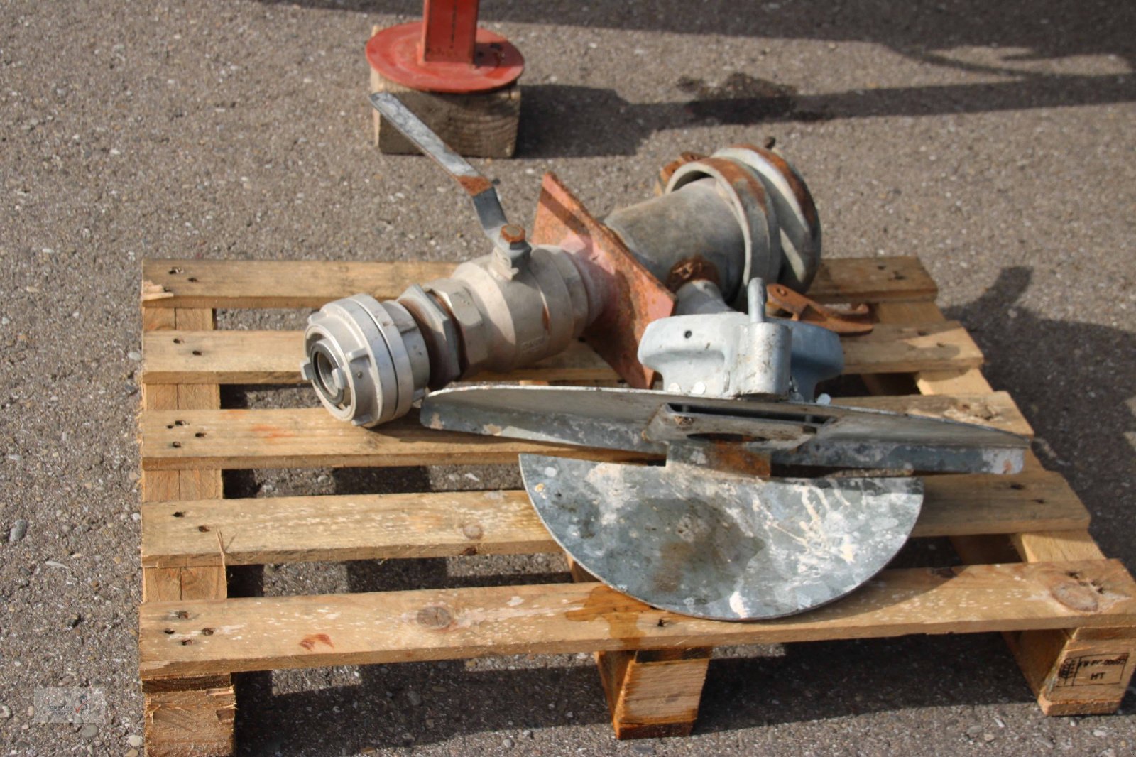 Schleudertankwagen Türe ait Fortschritt HTS 100.27, Gebrauchtmaschine içinde Mahlberg-Orschweier (resim 10)