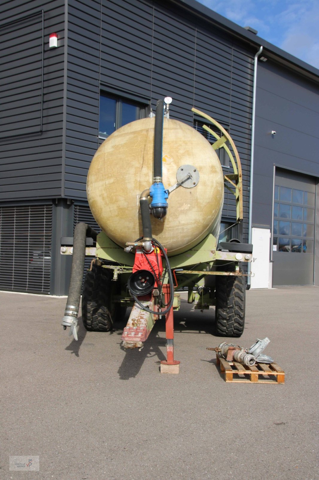 Schleudertankwagen Türe ait Fortschritt HTS 100.27, Gebrauchtmaschine içinde Mahlberg-Orschweier (resim 11)