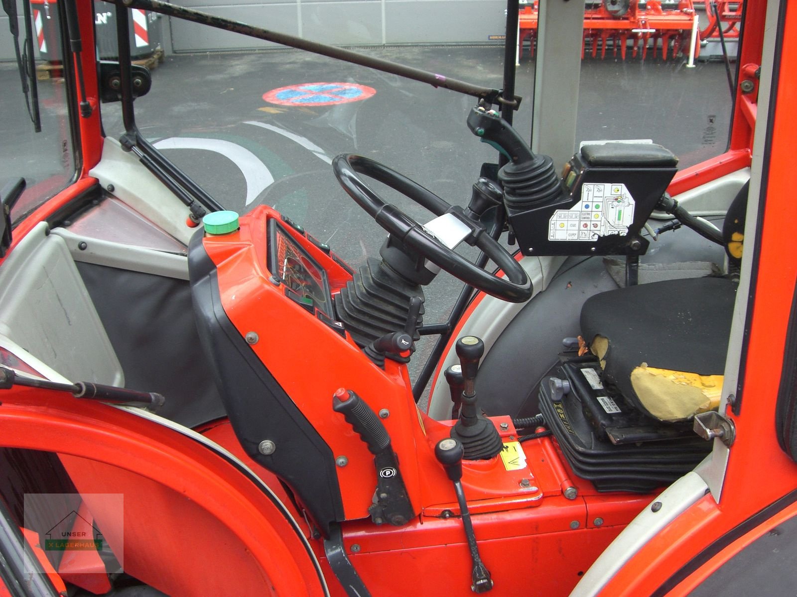 Schmalspurtraktor des Typs Antonio Carraro SRX 10400 Ergit-ST2, Gebrauchtmaschine in Ehrenhausen (Bild 7)