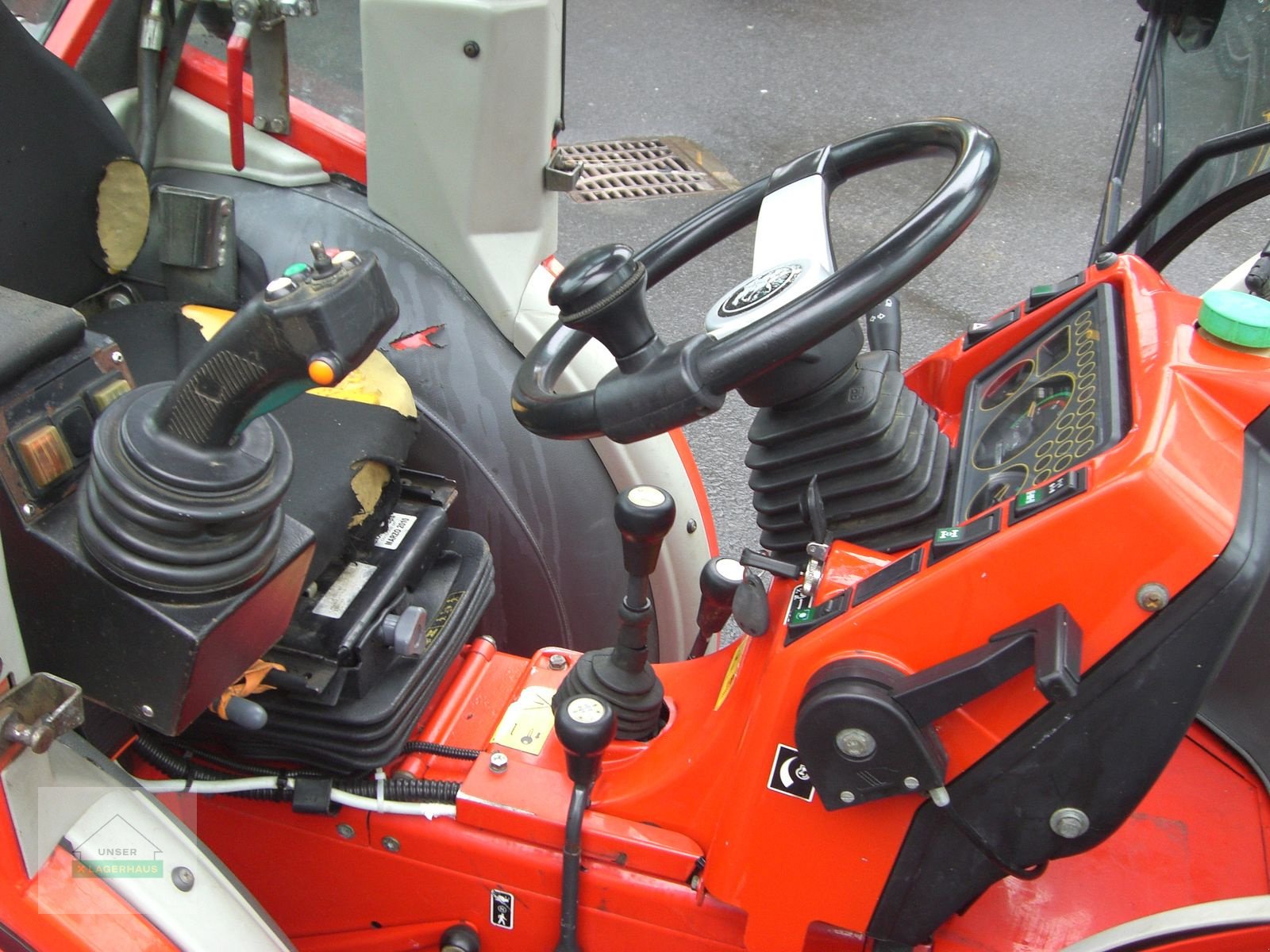 Schmalspurtraktor des Typs Antonio Carraro SRX 10400 Ergit-ST2, Gebrauchtmaschine in Ehrenhausen (Bild 9)